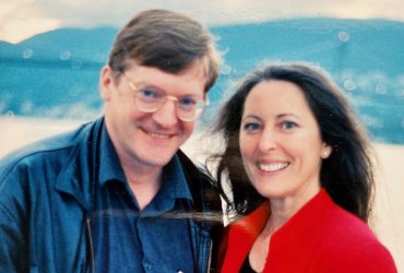 Two editors bond over IABC